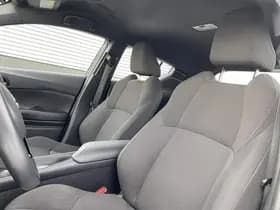 Toyota C-hr thumbnail 78