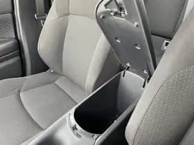 Toyota C-hr thumbnail 97