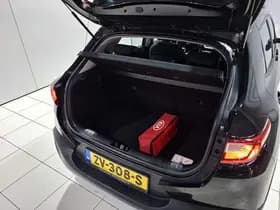 Kia Stonic thumbnail 48