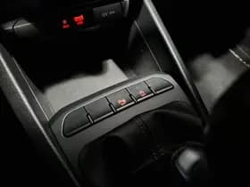 Kia Stonic thumbnail 57