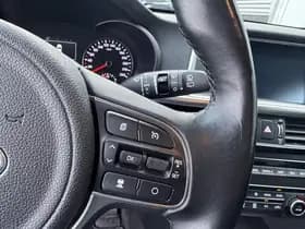 Kia Optima thumbnail 45