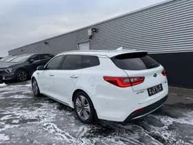 Kia Optima thumbnail 9