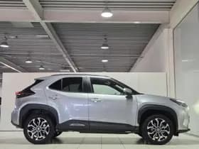 Toyota Yaris-cross thumbnail 7
