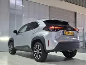 Toyota Yaris-cross thumbnail 8