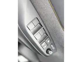 Toyota Yaris-cross thumbnail 47