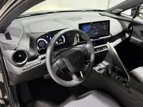 Toyota C-hr thumbnail 2