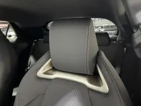 Toyota C-hr thumbnail 29