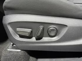 Toyota C-hr thumbnail 30