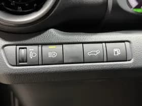 Toyota C-hr thumbnail 33