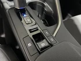 Toyota C-hr thumbnail 34