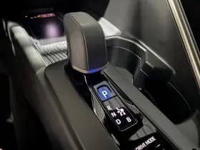 Toyota C-hr thumbnail 35