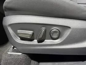 Toyota C-hr thumbnail 69