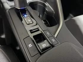 Toyota C-hr thumbnail 73