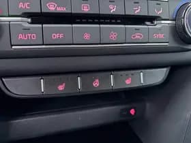 Kia Ceed thumbnail 52