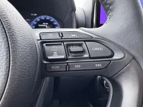 Toyota Yaris thumbnail 15