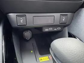 Toyota Yaris thumbnail 44