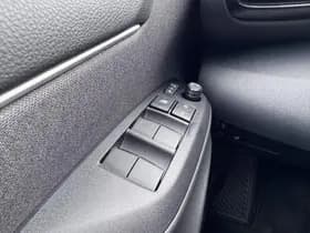 Toyota Yaris thumbnail 46