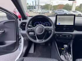 Toyota Yaris thumbnail 10