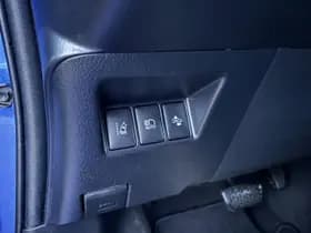 Toyota Yaris thumbnail 34