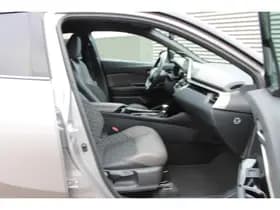 Toyota C-hr thumbnail 16