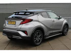 Toyota C-hr thumbnail 7