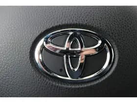 Toyota C-hr thumbnail 66