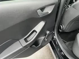 Ford Fiesta thumbnail 37