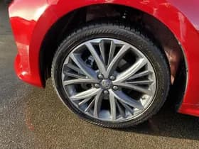 Toyota Yaris thumbnail 18