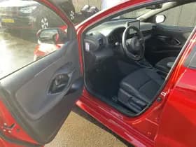 Toyota Yaris thumbnail 21