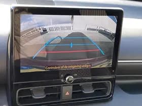 Toyota Yaris thumbnail 65