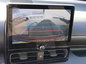 Toyota Yaris thumbnail 10