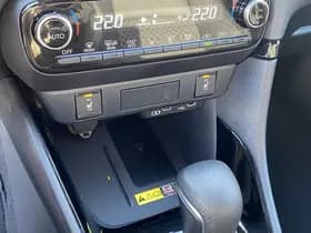 Toyota Yaris thumbnail 95