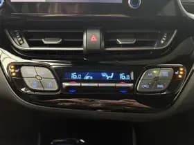 Toyota C-hr thumbnail 13