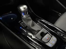 Toyota C-hr thumbnail 14