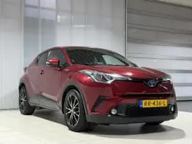 Toyota C-hr thumbnail 2