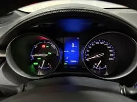 Toyota C-hr thumbnail 11