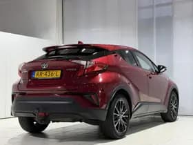 Toyota C-hr thumbnail 6