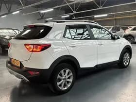 Kia Stonic thumbnail 46