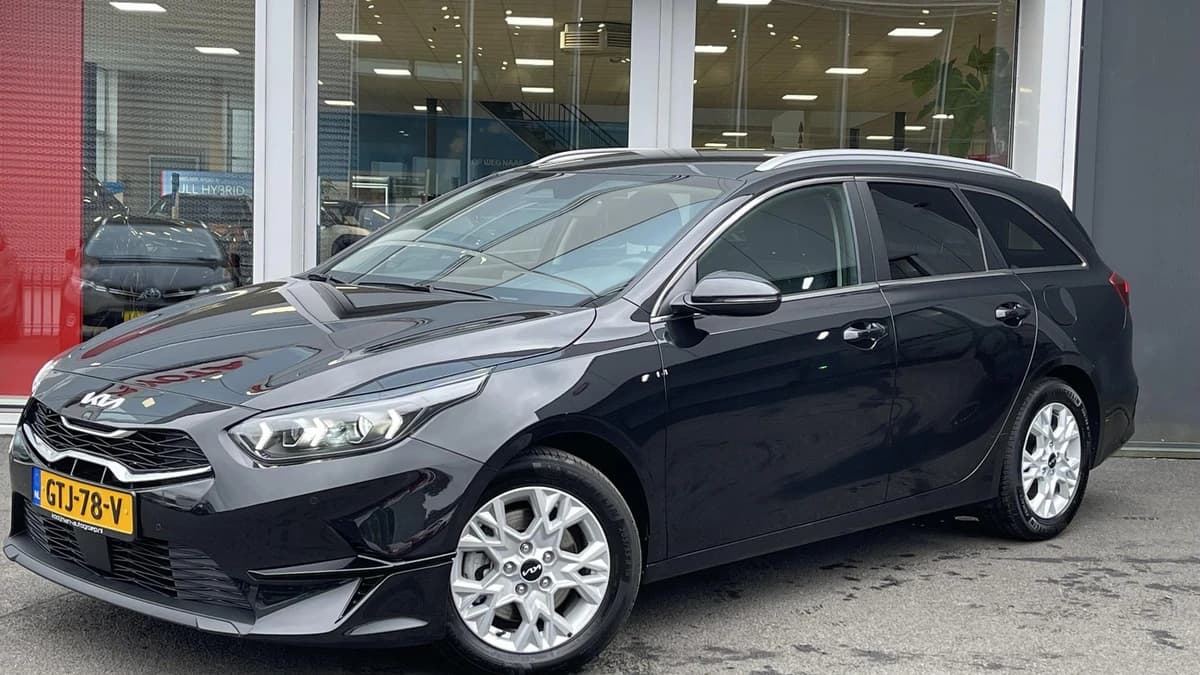 Kia Ceed-sportswagon — foto 1