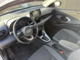 Toyota Yaris thumbnail 13