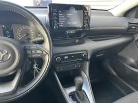 Toyota Yaris thumbnail 24