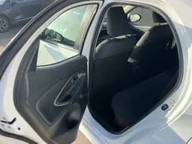 Toyota Yaris thumbnail 37