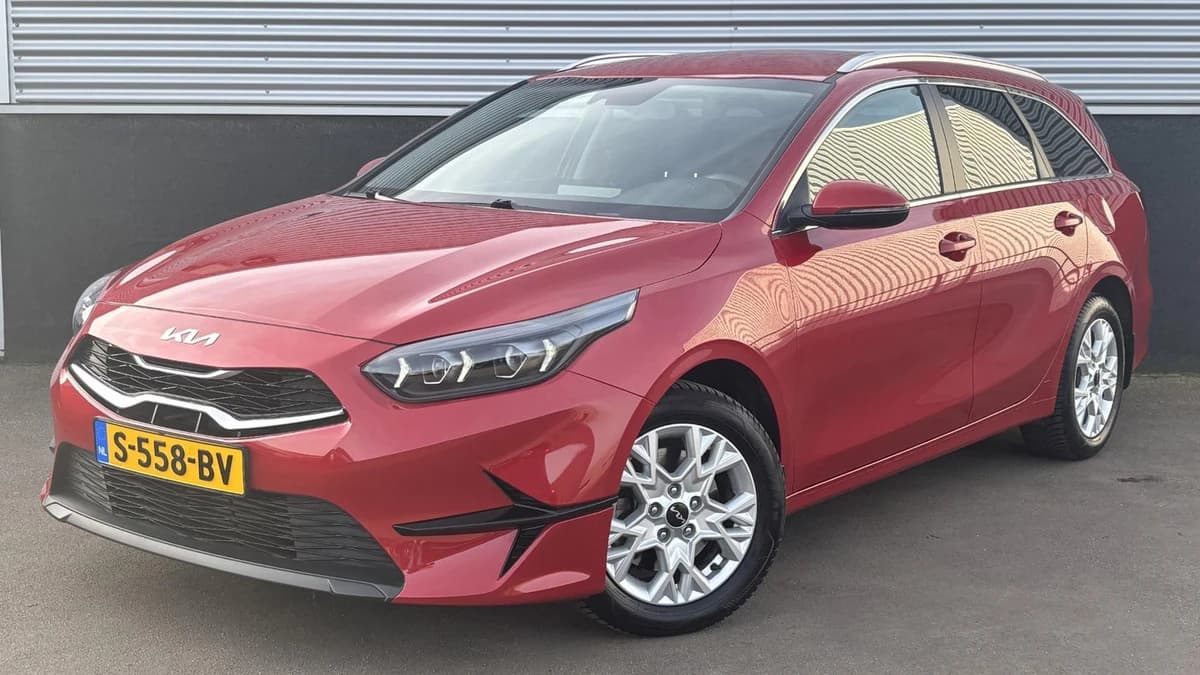 Kia Ceed-sportswagon — foto 1