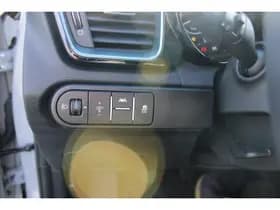 Kia Ceed thumbnail 24