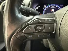 Toyota Yaris-cross thumbnail 30