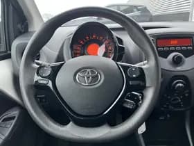Toyota Aygo thumbnail 17