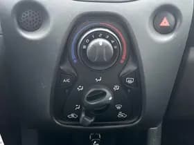 Toyota Aygo thumbnail 26