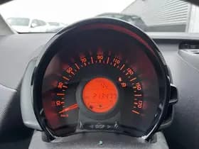 Toyota Aygo thumbnail 60