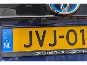 Toyota Yaris-cross thumbnail 13