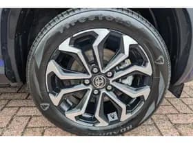 Toyota Yaris-cross thumbnail 4